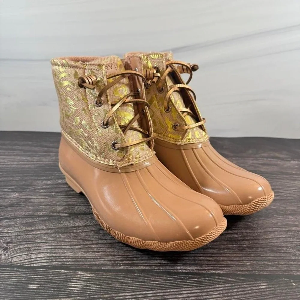 Sperry rain boots. Women's 6.5